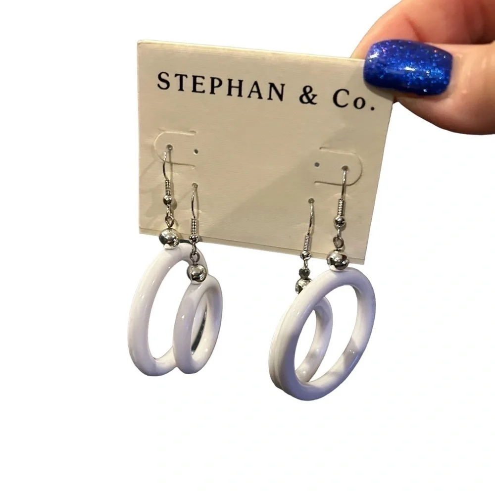 Stephan & Co. White a Retro Style White Double Pair Round Pierced Earrings